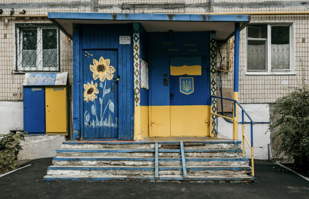 Door in Kiev. Photo by Marjan Blan on Unsplash.